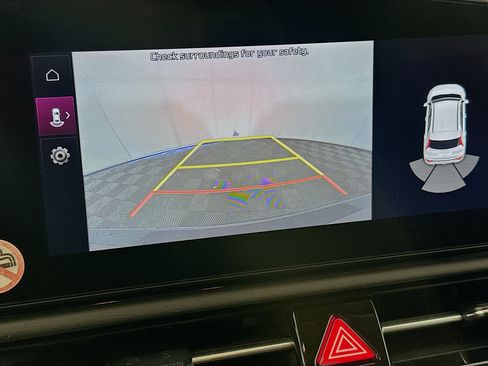 Used 2024 Kia Niro Wind FWD image 23