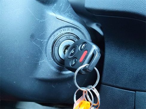 Used 2019 Subaru Crosstrek 2.0i Premium w/ Eyesight System image 28