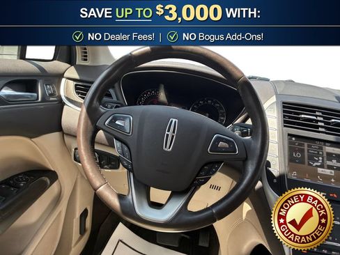 Used 2017 Lincoln MKC Reserve FWD image 18