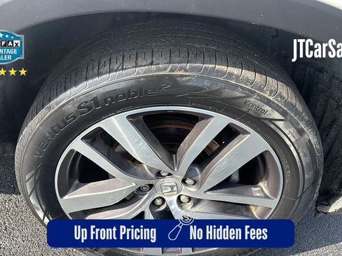 Used 2016 Honda Pilot Touring image 39