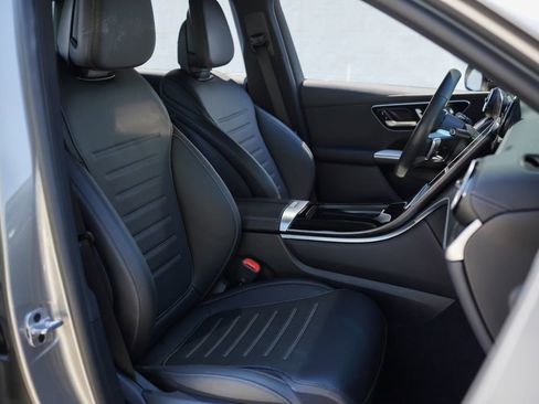 Used 2024 Mercedes-Benz GLC 300 4MATIC w/ AMG Line image 25