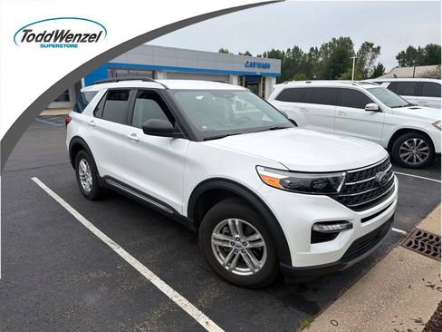 Used 2023 Ford Explorer XLT w/ Equipment Group 202A AWD/4WD image 1