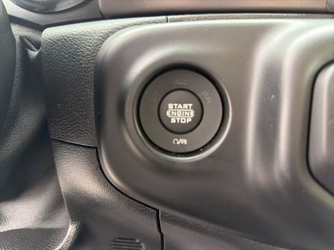 Used 2021 Jeep Wrangler Unlimited Sport image 15