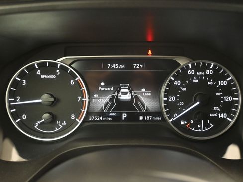 Used 2023 Nissan Rogue S image 19