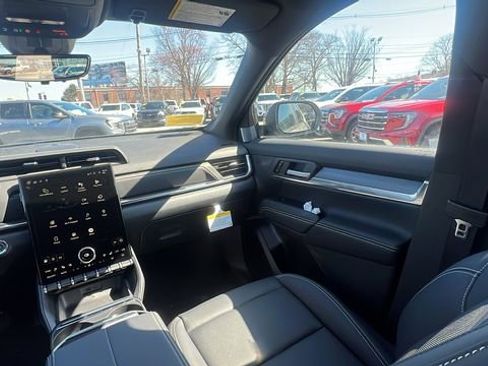New 2026 GMC Terrain Elevation w/ Elevation Premium Package AWD/4WD image 25