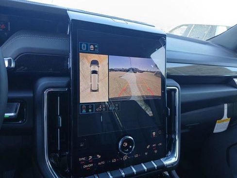 New 2026 GMC Yukon XL Elevation w/ LPO, Floor Liner Package RWD image 15