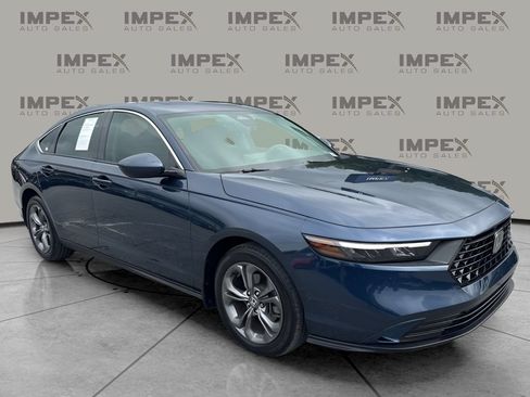 Used 2024 Honda Accord EX image 4