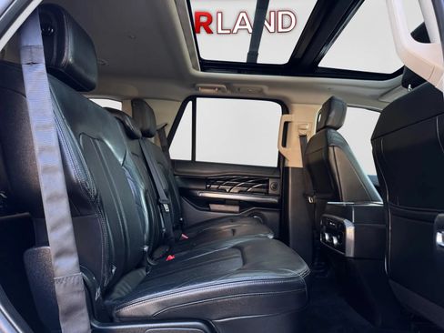 Used 2018 Ford Expedition Platinum AWD/4WD image 21