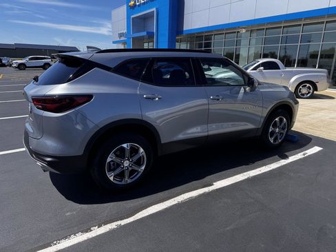 Used 2024 Chevrolet Blazer LT w/ Convenience Package image 2