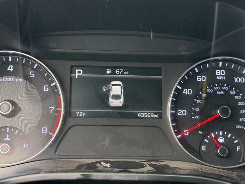 Certified 2023 Kia Forte LXS FWD image 13