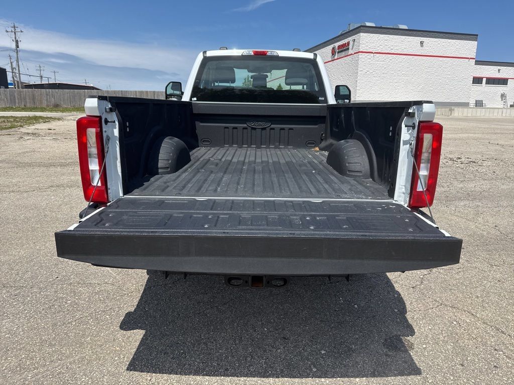 Used 2024 Ford F250 XL w/ XL Chrome Package AWD/4WD image 9