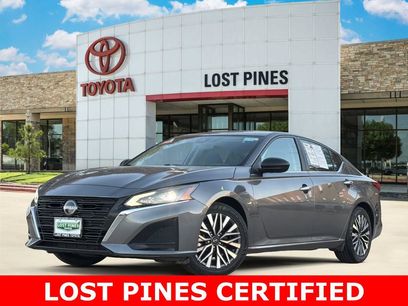 Used 2024 Nissan Altima 2.5 SV