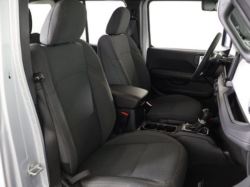 Used 2024 Jeep Wrangler Sahara image 27