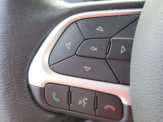 Used 2023 Jeep Renegade Limited AWD/4WD image 18
