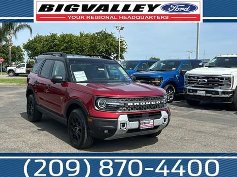 Certified 2025 Ford Bronco Sport Badlands AWD/4WD image 1