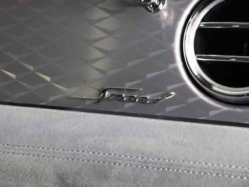 Used 2023 Bentley Bentayga Speed image 28