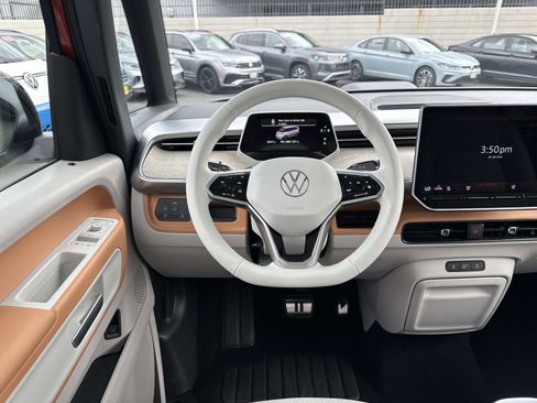 Certified 2025 Volkswagen ID. Buzz 1st Edition AWD/4WD image 8