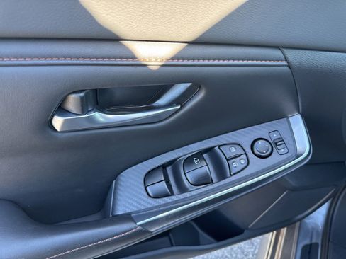 Certified 2021 Nissan Sentra SR image 12