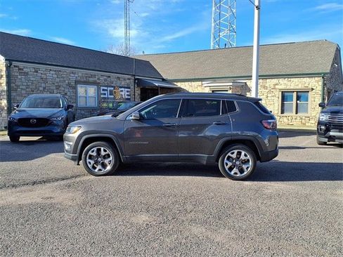 Used 2019 Jeep Compass Limited w/ Safety & Security Group image 24