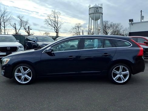 Used 2016 Volvo V60 T5 Premier image 8