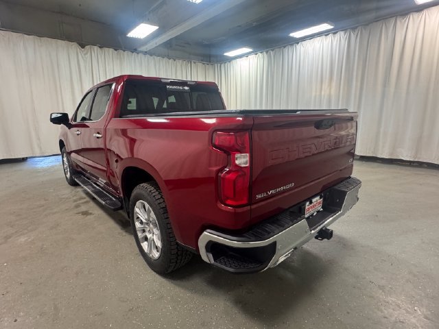 Used 2025 Chevrolet Silverado 1500 LTZ AWD/4WD image 9