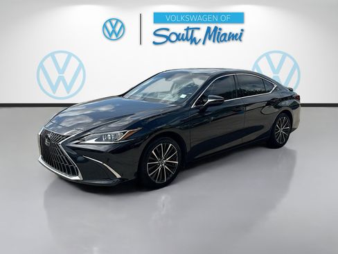 Used 2022 Lexus ES 350 w/ Premium Package FWD image 3