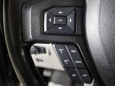 Used 2017 Ford F150 XLT w/ Equipment Group 302A Luxury image 39