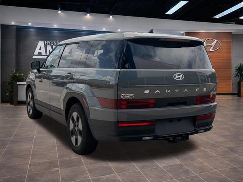 Used 2026 Hyundai Santa Fe SE FWD image 11