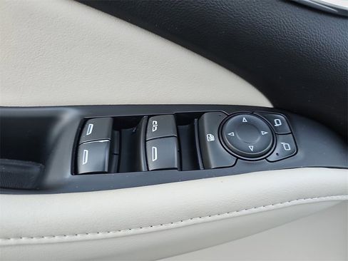 Certified 2023 Buick Enclave Essence w/ Experience Buick Package image 28