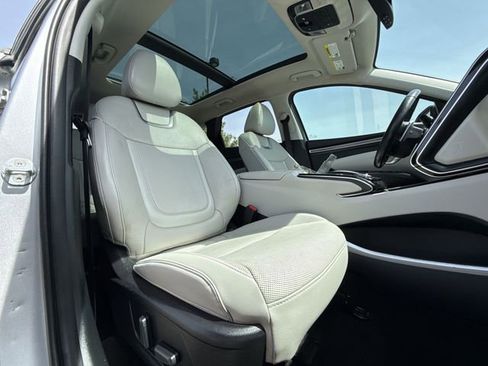 Used 2022 Hyundai Tucson Limited FWD image 24