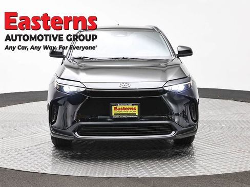 Used 2023 Toyota bZ4X XLE w/ Weather Package FWD image 2