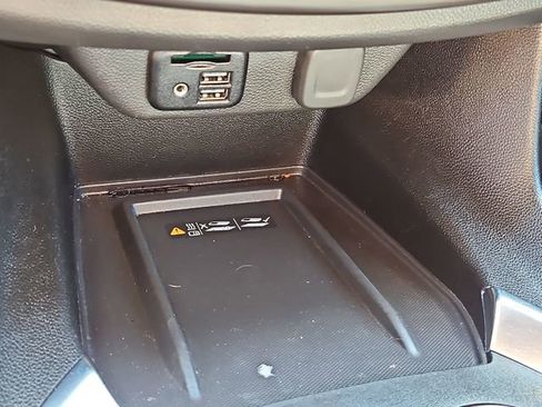 Certified 2023 Chevrolet Traverse RS image 49