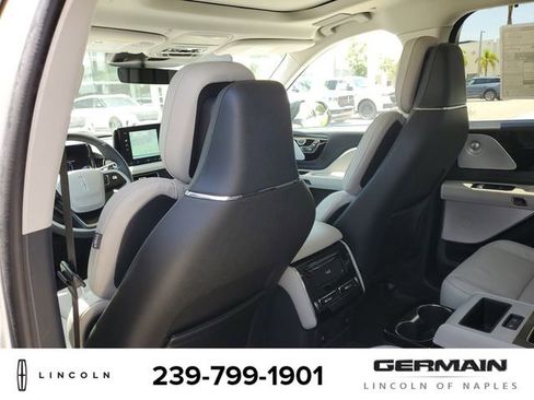 New 2025 Lincoln Aviator Reserve w/ Equipment Group 201A image 21