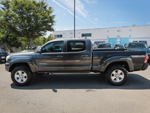 Used 2015 Toyota Tacoma 4x4 Double Cab w/ TRD Sport Package image 11
