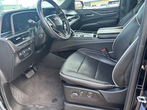 Used 2024 Cadillac Escalade ESV Sport AWD/4WD image 20