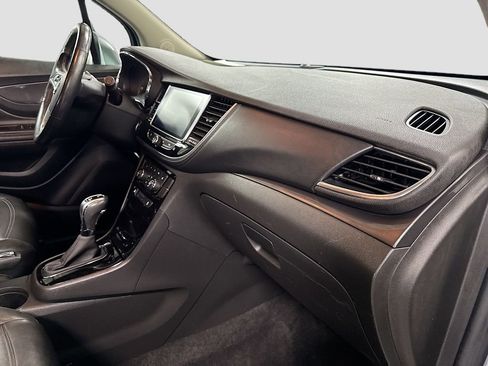 Used 2019 Buick Encore Essence AWD/4WD image 26