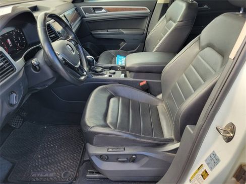 Used 2018 Volkswagen Atlas SEL Premium image 10