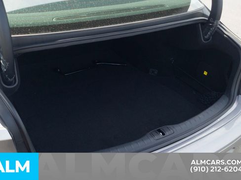 Used 2023 Genesis G80 2.5T image 8