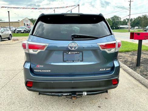Used 2015 Toyota Highlander XLE AWD/4WD image 6