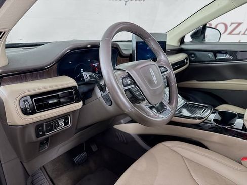 Certified 2023 Lincoln Nautilus Reserve w/ Luxury Package image 11