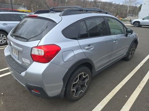 Used 2015 Subaru Crosstrek 2.0i Limited image 9