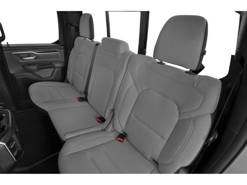 Used 2022 RAM 1500 Big Horn AWD/4WD image 8