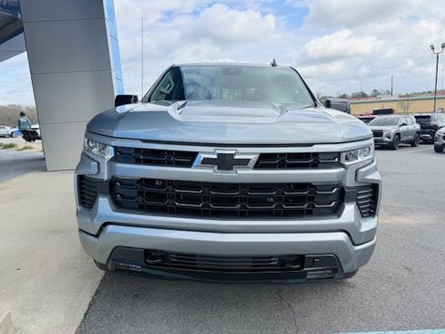 Used 2025 Chevrolet Silverado 1500 RST AWD/4WD image 3