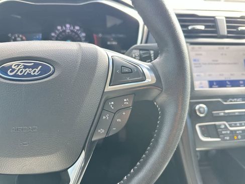Used 2020 Ford Fusion SE w/ Equipment Group 151A image 29
