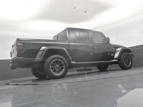 Used 2022 Jeep Gladiator Overland w/ Popular Equipment Package AWD/4WD image 40