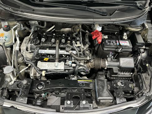 Used 2024 Nissan Versa S w/ S Plus Package image 24