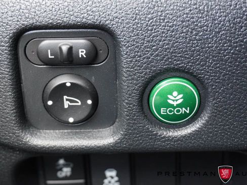 Used 2022 Honda Pilot TrailSport image 25