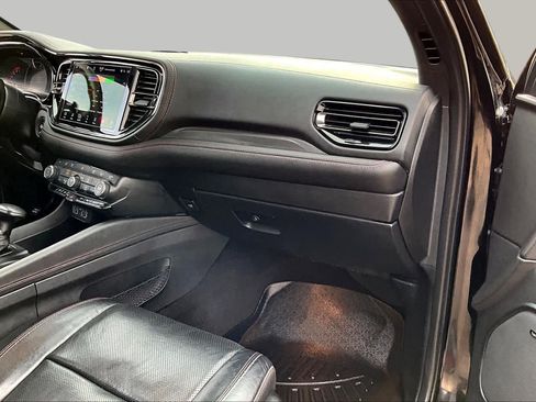 Used 2022 Dodge Durango R/T RWD image 18