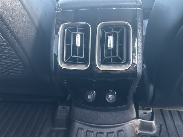 Used 2023 Kia Sorento SX AWD/4WD image 14