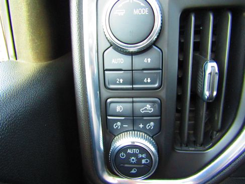 Used 2020 GMC Sierra 2500 Denali w/ Denali Ultimate Package image 21